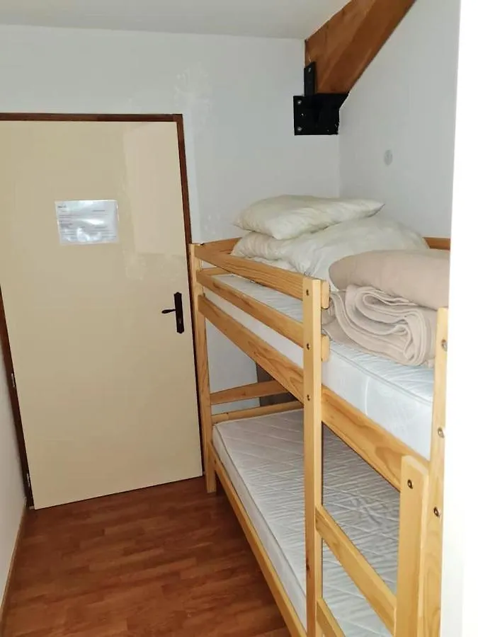 Apartment Appartement Cosy A Orelle Avec Piscine Et Balcon 26 M²
